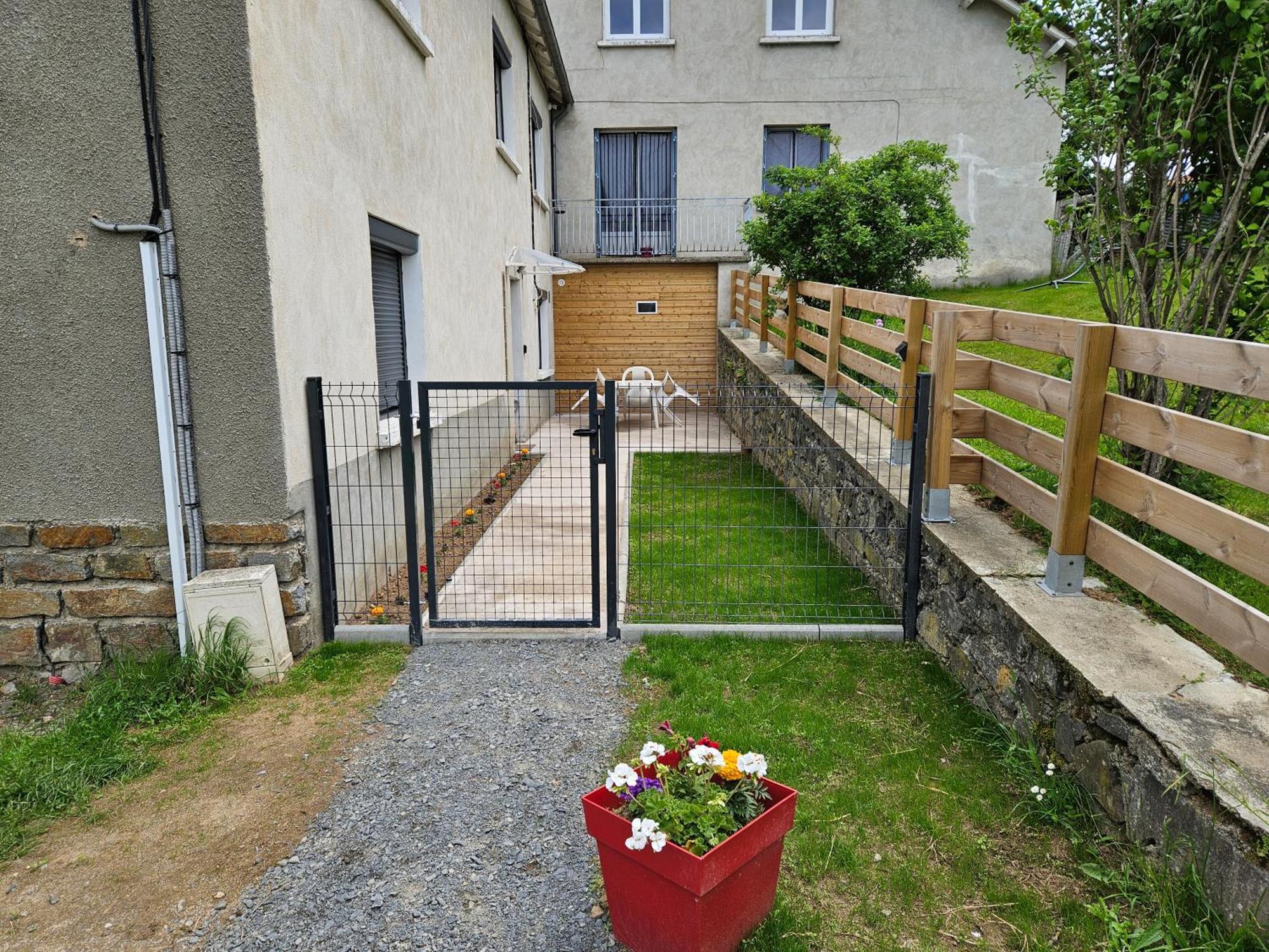 Appartement Le Crozatier Сен-Жорж Экстерьер фото